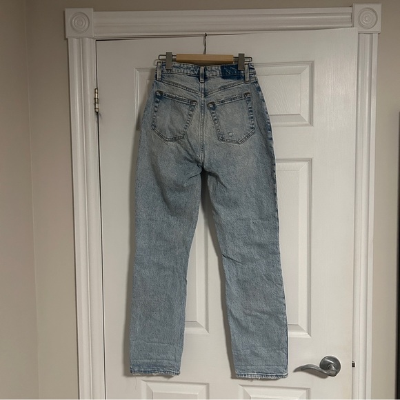 Abercrombie & Fitch Curve Love High Rise Dad Jean - Picture 2 of 4